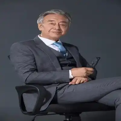 成艳